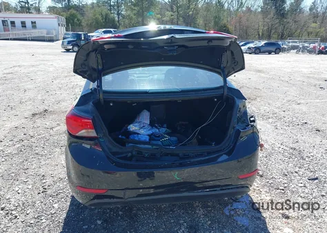 2016 Hyundai Elantra Se z USA, uszkodzony, nr VIN 5NPDH4AE6GH795211